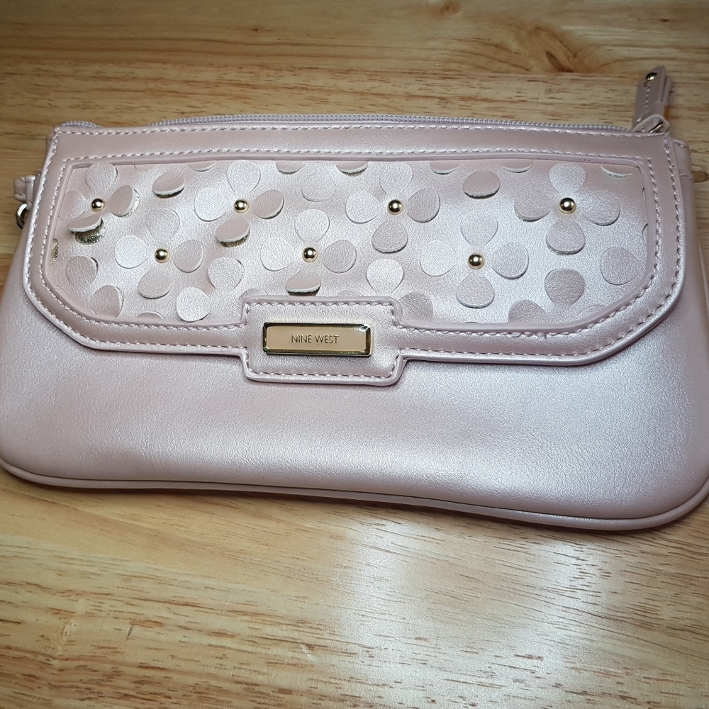 Nine West Flower Cutout Clutch/ Wristlet